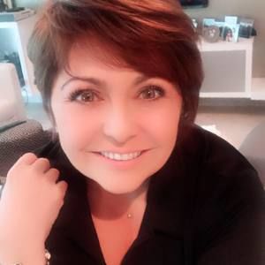 Meet your Posher, Mirta